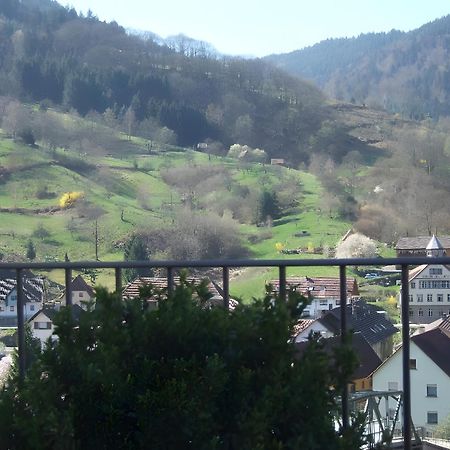 Regina'S Gaestehaus Weisenbach Екстер'єр фото